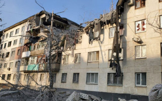 Враг ровняет с землей Лисичанск, город разрушен на 60%, — глава ВГА