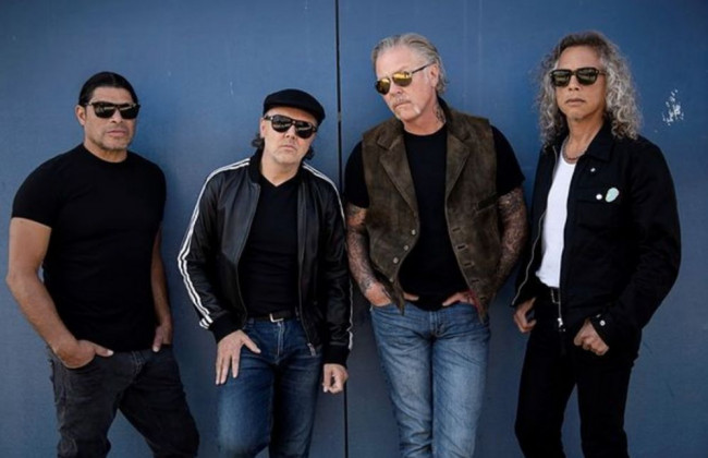 Группа Metallica собрала миллион долларов для помощи Украине