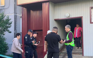 В Киеве мужчина жестоко убил родственников и поджег квартиру