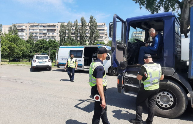 Водителям снова начали выписывать штрафы по 51 тысяче грн