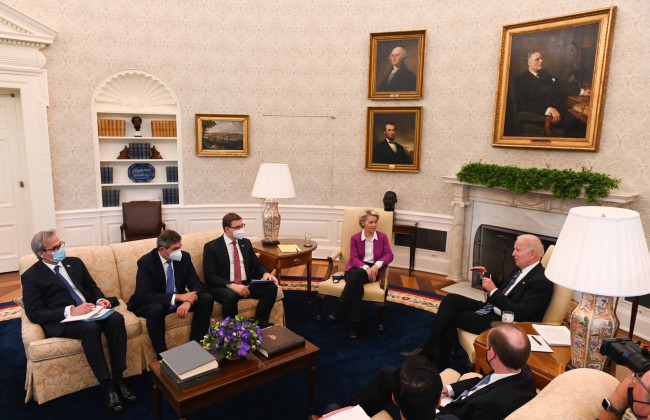 CNN: Западные союзники регулярно встречаются, чтобы отработать потенциальные рамки прекращения огня в Украине