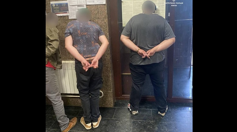 В Киеве задержали боевика и трех коллаборантов, документировавших последствия удара по ДВРЗ