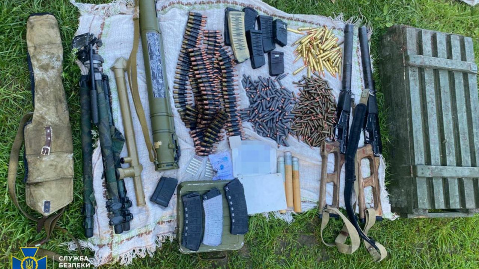 СБУ нейтралізувала банду, яка готувалася допомогти РФ у разі повторного вторгнення: фото