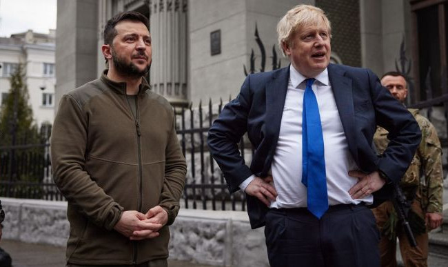 Новый пакет военной помощи Украине и разблокировка портов: Зеленский поговорил с Джонсоном