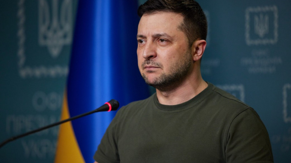 Україна має збільшити в 10 разів кількість техніки та військових для переходу у контрнаступ, — Зеленський