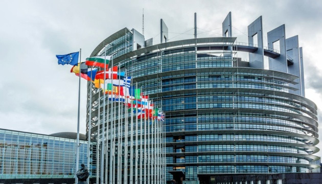 В Европарламенте готовят призыв к лидерам ЕС предоставить Украине статус кандидата