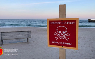 Фотографировала последствия «прилетов»: в Одессе задержали женщину