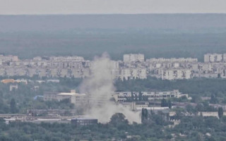 Войска РФ ударили по аммиачному цеху химзавода «Азот» в Луганской области