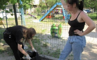 Ошукали продавчинь на ринку: у Києві спіймали зухвалих шахрайок, фото