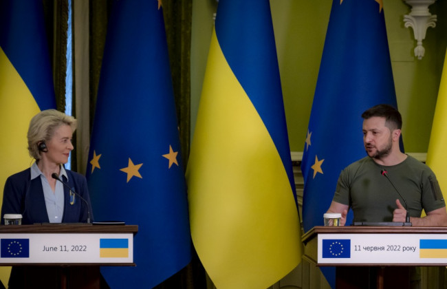 Всі російські посадовці, судді і банки: Зеленський висловив думку, що має бути в сьомому пакеті санкцій ЄС