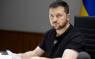 Зеленский ответил на петицию об отмене запрета выезда для мужчин из страны