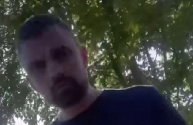 В Германии двое россиян набросились на украинку с ребенком за лозунг «Слава Украине»: видео