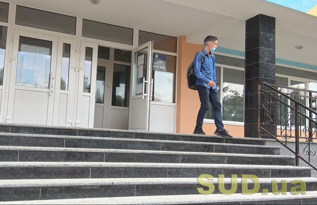 В МОН пояснили, як випускники шкіл, які перебувають за кордоном, можуть отримати документи про освіту
