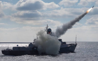 В Черном море враг держит шесть носителей  крылатых ракет типа «Калибр»