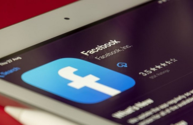 Застосунок Facebook тепер доступний українською мовою для iOS