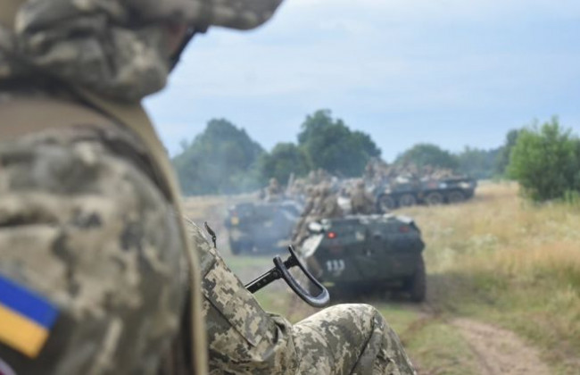 Українські воїни показали вогняний «подарунок» для загарбників: відео