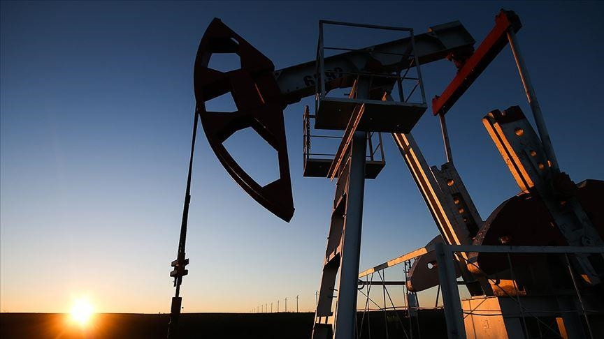 Цены на нефть прекратили рост: названа причина