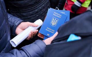 В Чехии урезали выплаты украинским беженцам: в чем причина