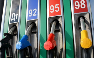 Цена бензина, ДТ и автогаза: сколько стоит горючее на АЗС 14 июня