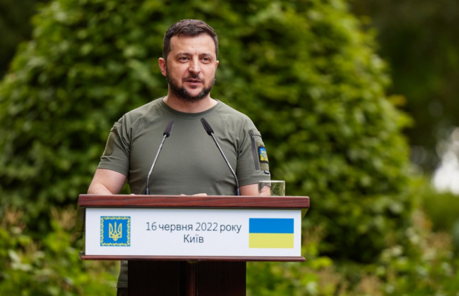 Надання Україні статусу кандидата в члени ЄС може стати важливим рішенням в історії Європи, — Зеленський