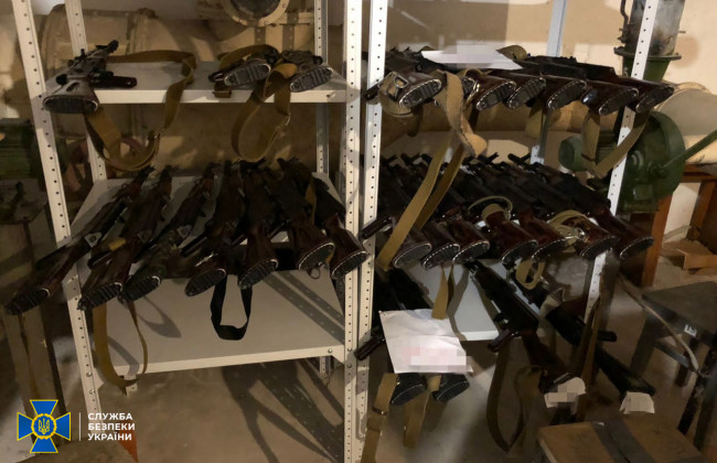 У Києві злочинці записались до лав добробату, щоб отримати зброю, — СБУ