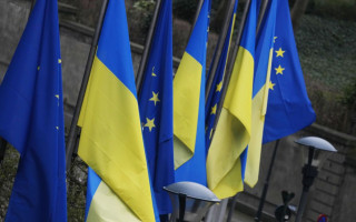 Еврокомиссия поддержала кандидатство для Украины в ЕС: реакция Зеленского