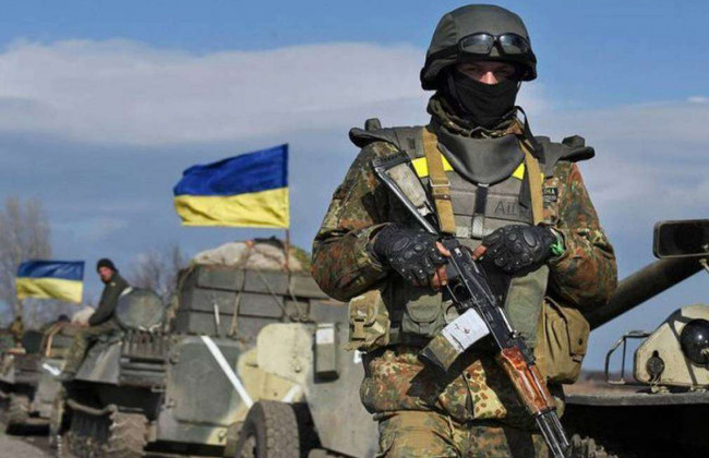 Мати і батько дитини – військовослужбовці: у Раду внесли законопроєкт про декретну відпустку для чоловіків