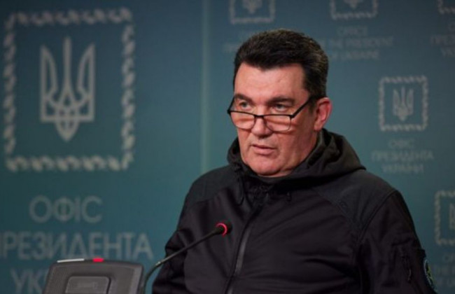 Данилов анонсировал указ Зеленского о создании реестра олигархов