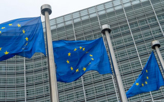 Еврокомиссия пришла к предварительному соглашению о статусе кандидата для Украины – СМИ