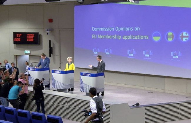 Самой большой проблемой являются нерассмотренные дела, что особенно актуально в отношении Верховного Суда: заключение Еврокомиссии, документ