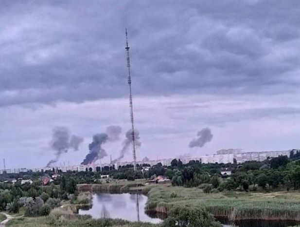Российские войска ударили ракетами по Кременчугу: подробности