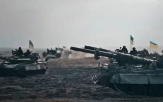 Обрела новый смысл с началом войны: Братья Гадюкины и ТНМК презентовали видео на песню «Гострі ножі»