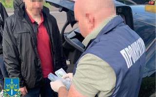 $6 000 за нелегальний перетин кордону чоловіками призовного віку: у Львові викрито групу осіб