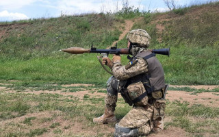 На юге ВСУ уничтожили скопление живой силы и техники РФ