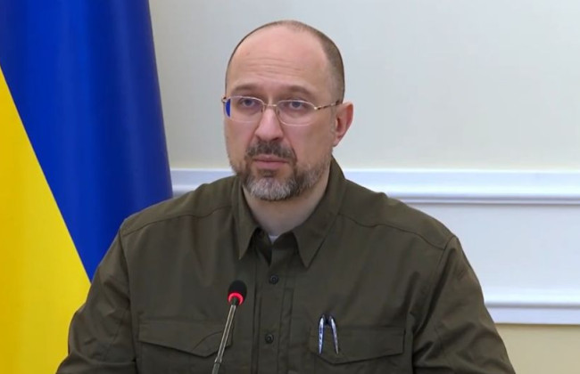 Аграрії зможуть отримати безповоротні гранти на створення теплиць і садів, — Денис Шмигаль