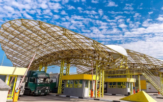 Один із пунктів пропуску на кордоні з Польщею змінює режим роботи: що слід знати