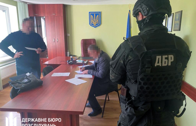 Перевищення службових повноважень: перед судом постане начальник виправного центру на Вінниччині