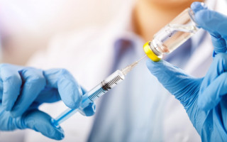Мавпяча віспа: у Британії будуть вакцинувати геїв і бісексуалів від вітряної віспи