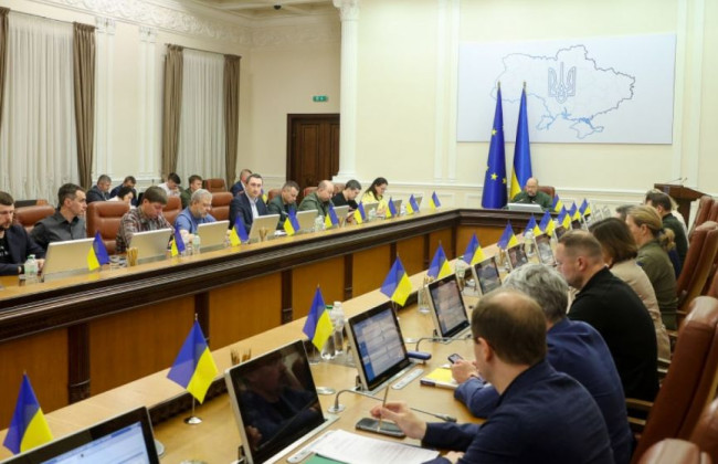 Зима близко: в Кабмине заявили, что украинцам надо готовится к сложной зиме