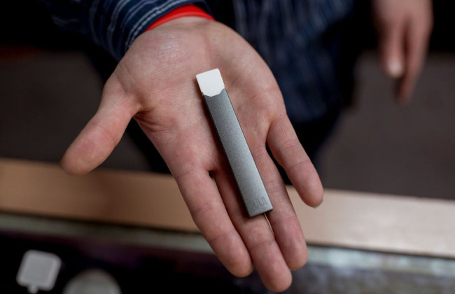 В США запретили продавать электронные сигареты Juul