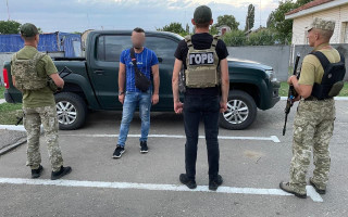Організувала незаконне переправлення осіб через кордон: на Одещині викрили жінку