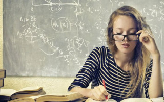 Яка тривалість відпустки педагогічних працівників під час дії воєнного стану: роз’яснення Держпраці