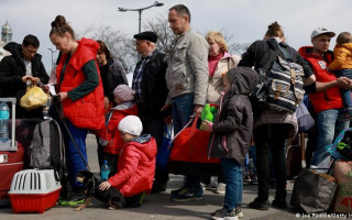 Поляки не против, чтобы украинцы оставались в их стране, но при определенных условиях — опрос