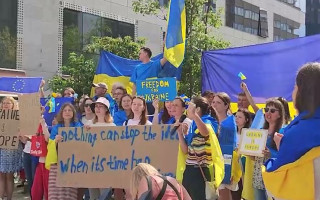 Украина – это Европа: под зданием Совета ЕС прошла акция, видео