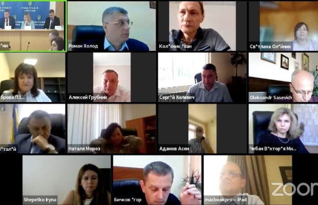 Активисты потребовали от Рады судей отложить решение по кандидатам в судьи Конституционного Суда: что решила РСУ