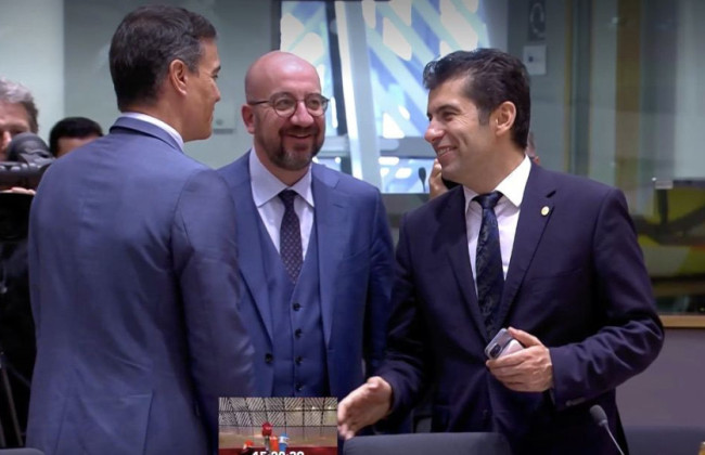 Украина получила статус кандидата на вступление в Евросоюз: что дальше