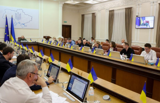 Кабмин запускає грантові програми для переробної та ІТ-галузей