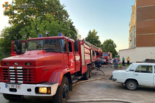 Под Киевом вспыхнул пожар