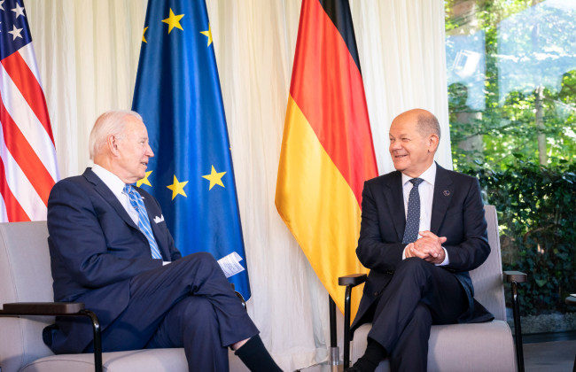 Мы остаемся едиными, это четкое послание Путину, — Шольц встретился с Байденом