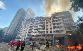 Ракетний обстріл Києва: Кулеба заявив про необхідність нових санкцій